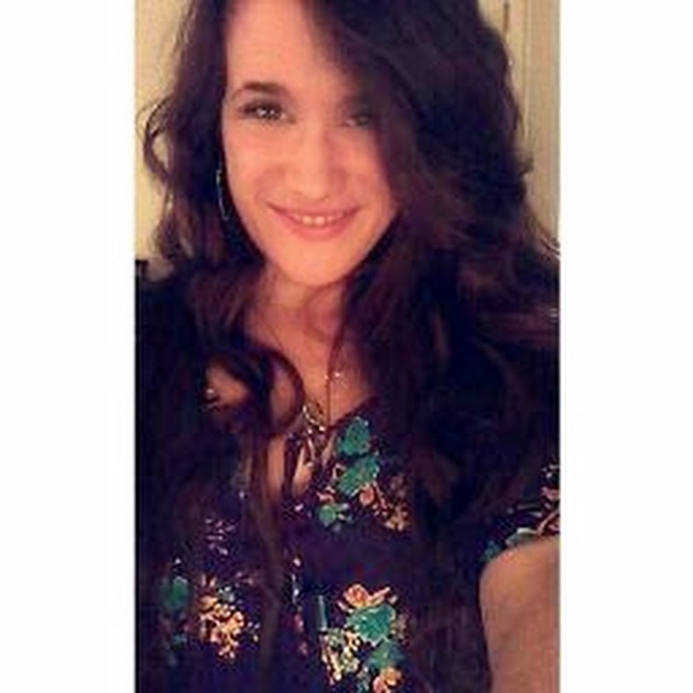 Meet your Posher, Michele